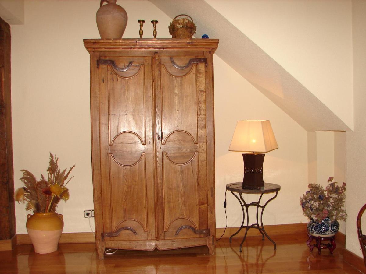 Apartamentos Lazkano I Y II Uharte-Arakil Esterno foto