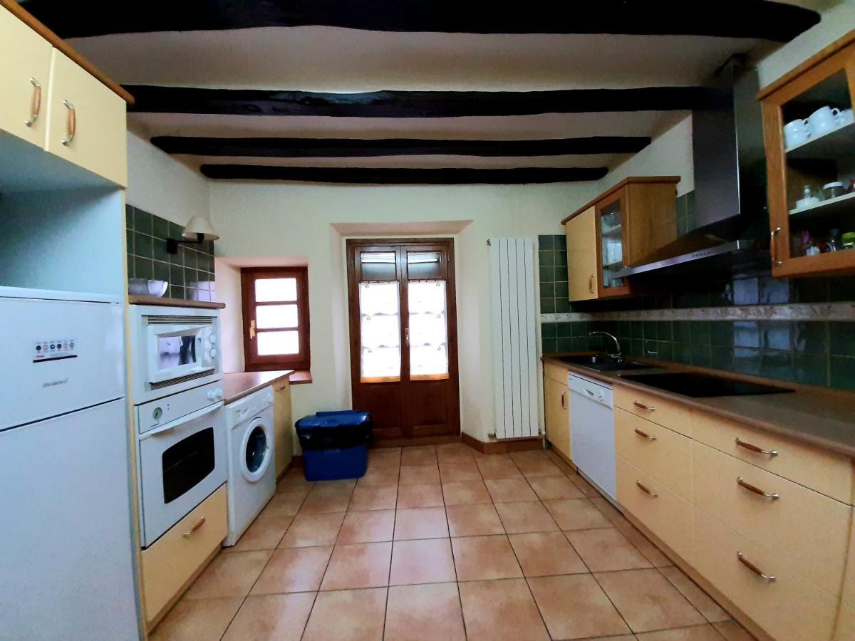 Apartamentos Lazkano I Y II Uharte-Arakil Esterno foto